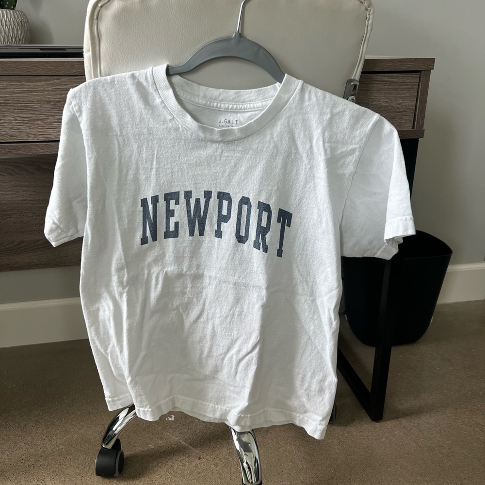 Brandy Melville/ John Galt newport t-shirt one size